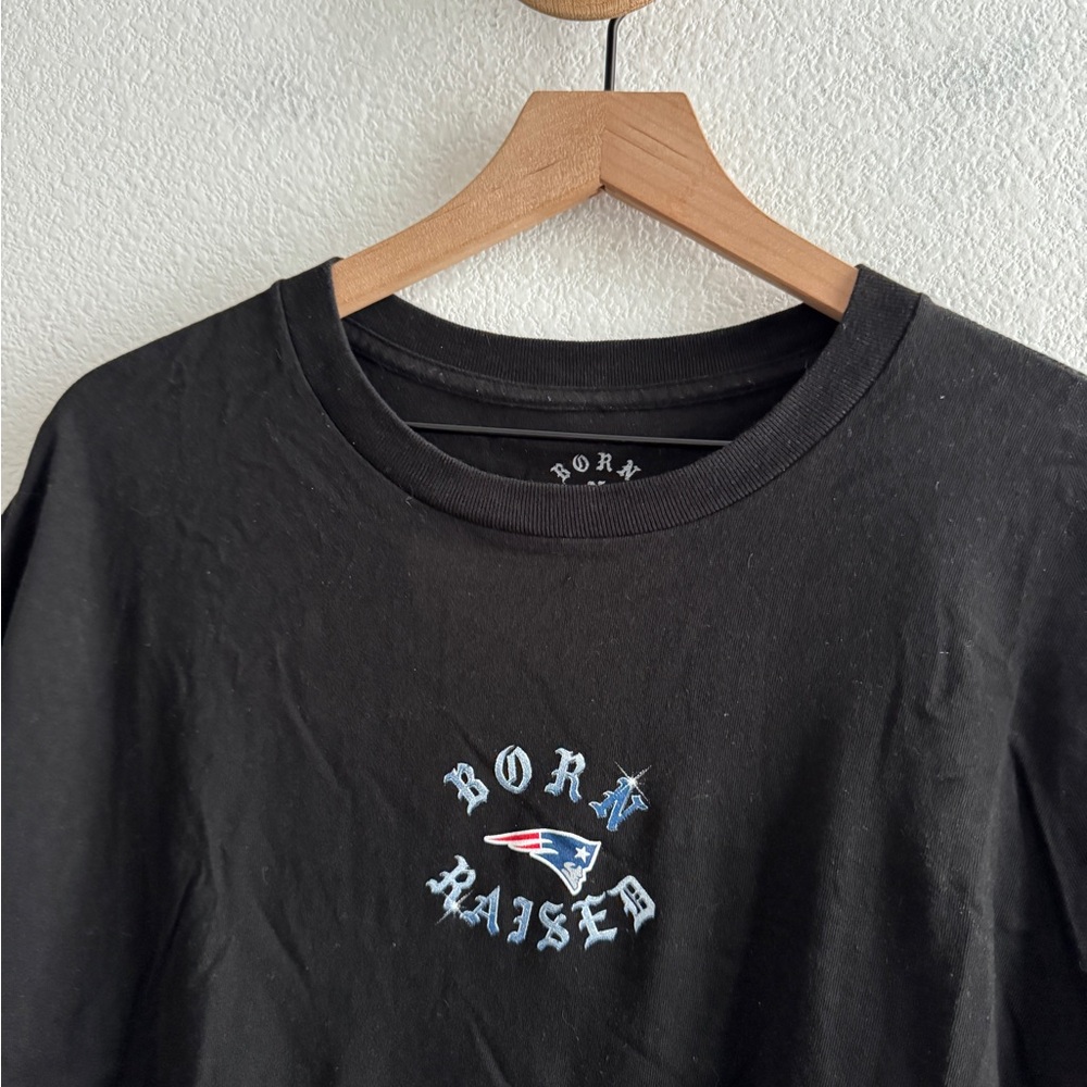 Born X Raised New England Patriots Tshirt - Picture 2 of 6